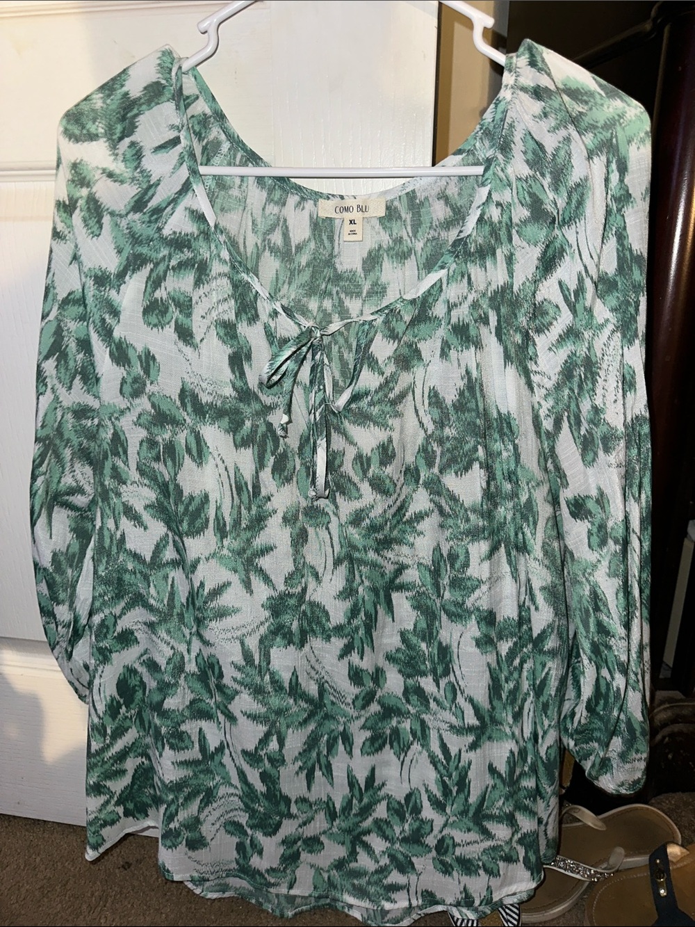 Green Leaf Print Women's Blouse